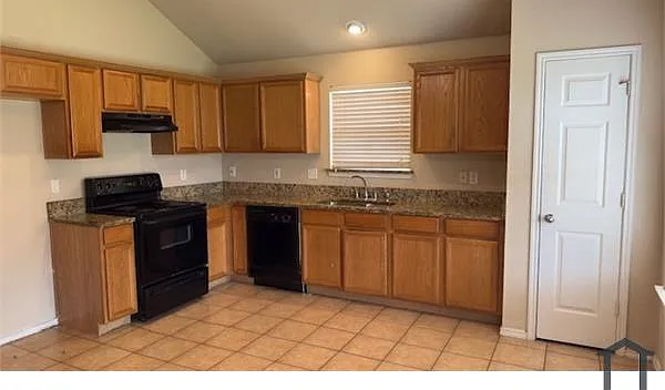 7971 Fairgrounds Ln — Photo 5