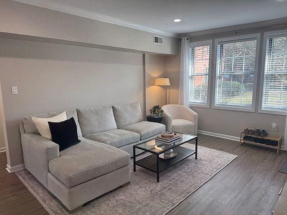 2nd image of 1812 N Queens Ln APT 217