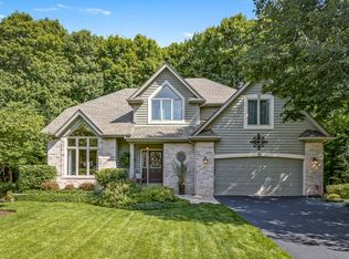 365 Fox Trail Dr, Batavia, IL 60510