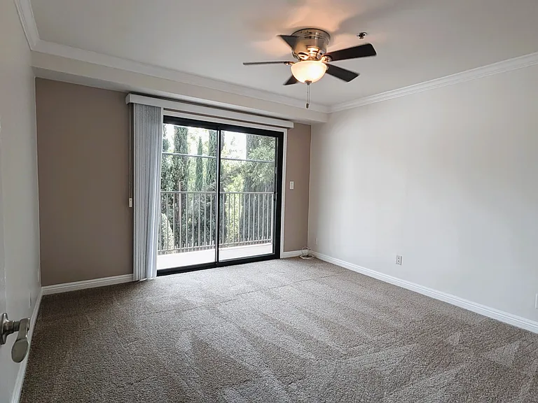 Camarillo Sunshine Apartments — Photo 34