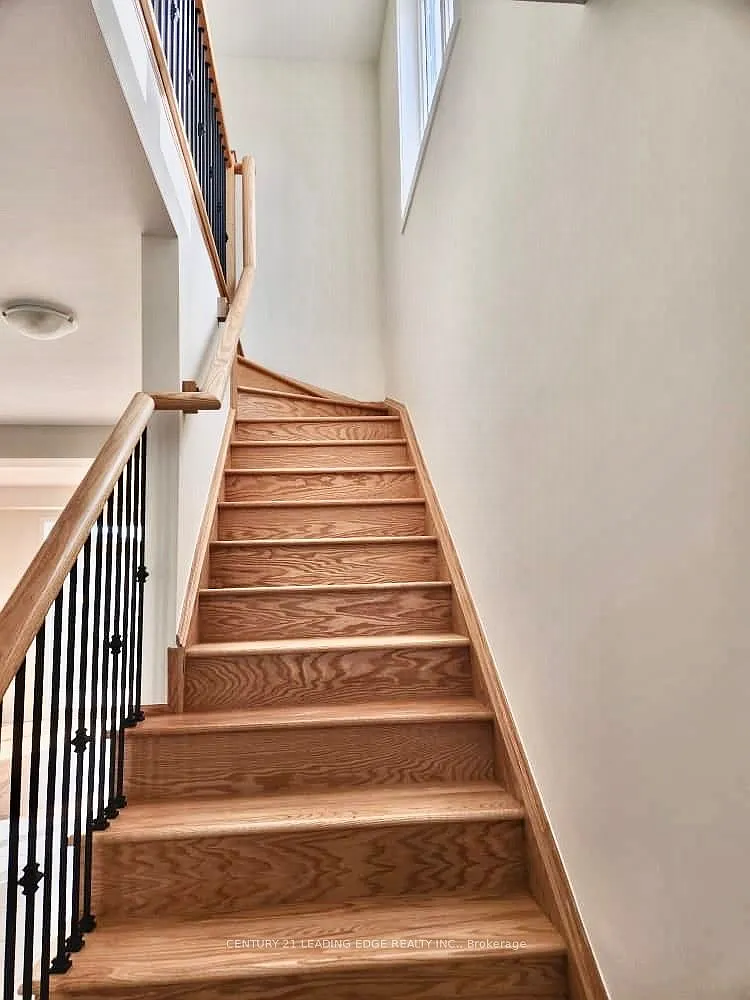 4 bed, $2,500 — Photo 4