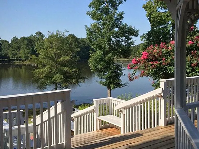 208 Lord Levens Ln — Photo 15