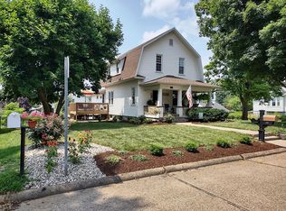 5707 4th Ave, Vienna, WV 26105