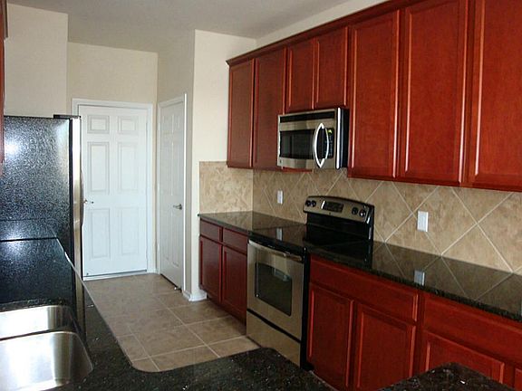 4th image of 6407 Densberry Ln