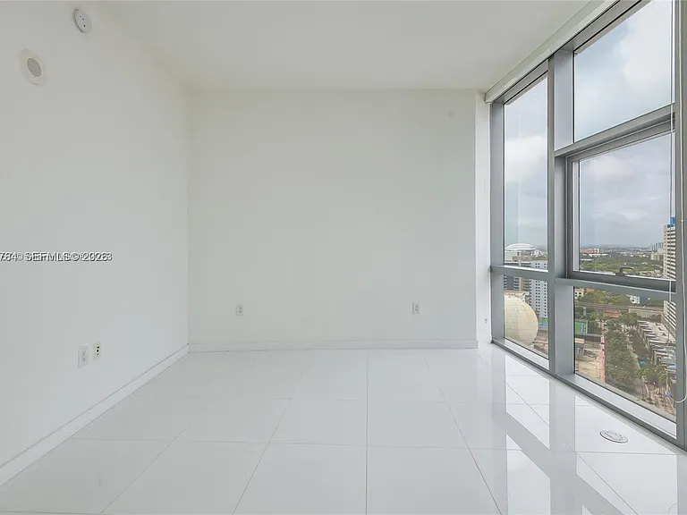 851 NE 1st Ave #2100 — Photo 22