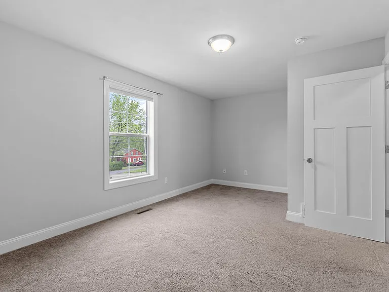 4331 Jordan Rd — Photo 12