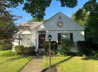 90 Center St, Milan, OH