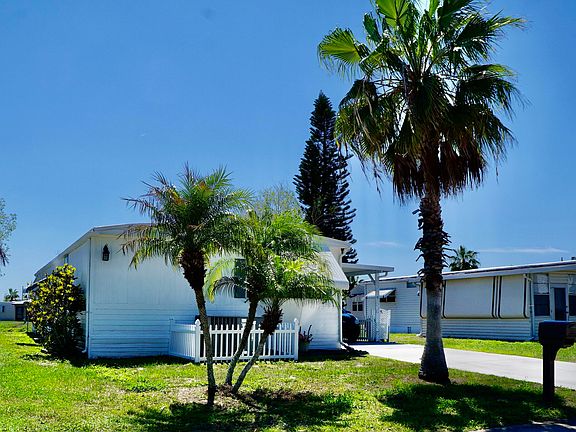 3rd image of 31 Mediterranean Boulevard N