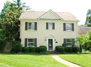 1242 Cooper Dr, Lexington, KY 40502