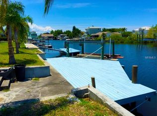 15615 Donzi Dr, Hudson, FL 34667