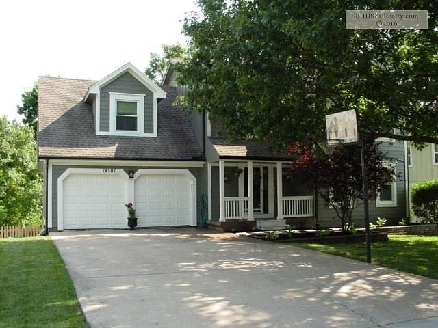 Front Drive with Basketball goal