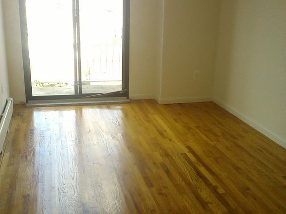 5th image of 7149 160th St #2