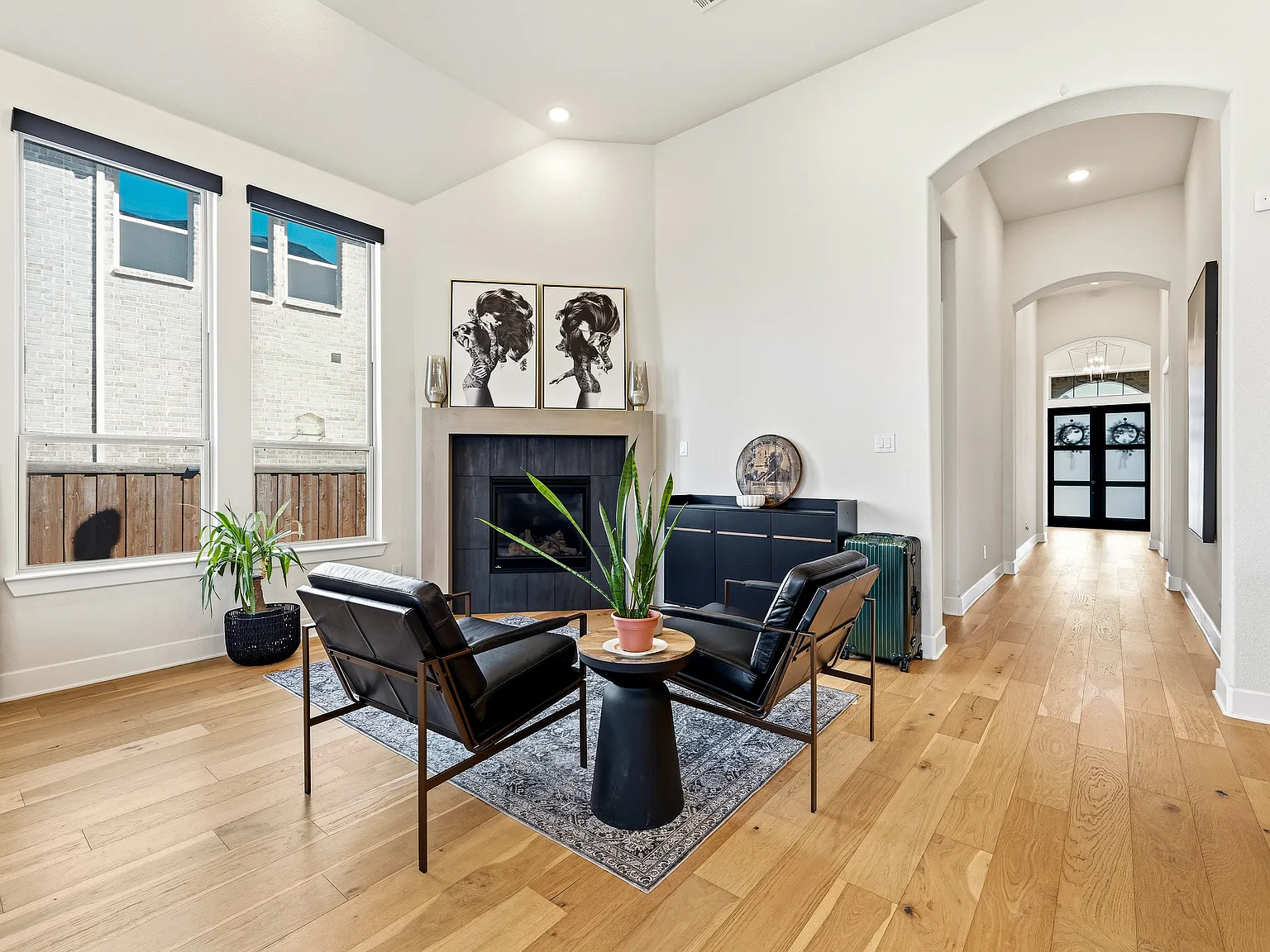 4 bed, 3000 sqft, $6,500 — Photo 3