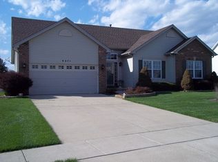 907 Butterfield Cir W, Shorewood, IL 60404