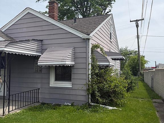2nd image of 22732 Rosalind Ave