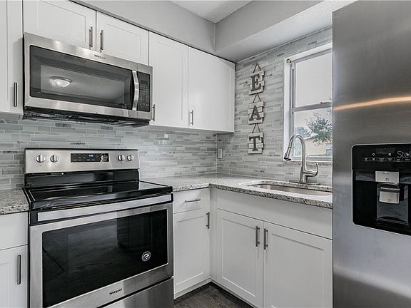 5th image of 7004 Lynwood Dr