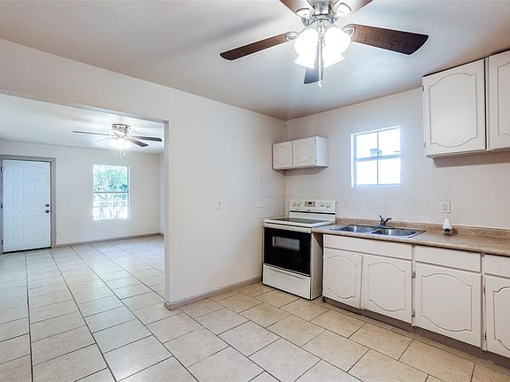 5th image of 1418 Dalview Ave