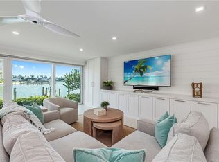 2850 Gulf Shore Blvd N APT 110, Naples, FL 34103