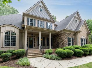 1097 Tacketts Pond Dr, Raleigh, NC 27614