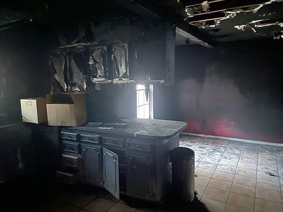 2nd image of 2630 Parkview Dr
