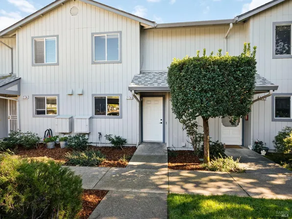 213 Elbridge Avenue #C, Cloverdale, CA 95425
