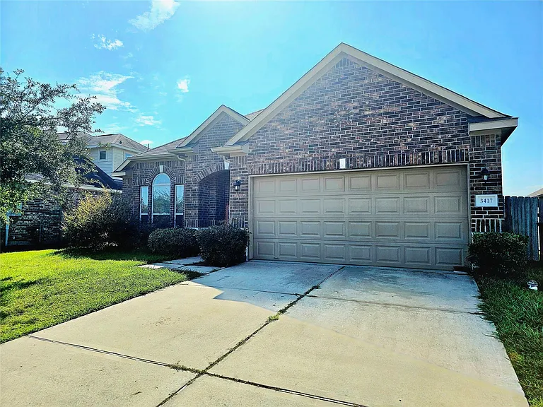 3417 Fawnwood Dr — Photo 1