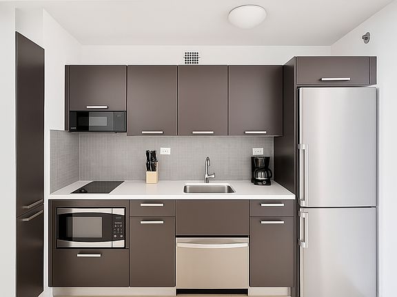2nd image of 222 E 39th St APT 12C