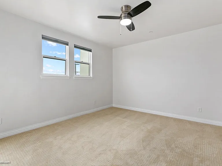 1627 Hornblend St — Photo 17
