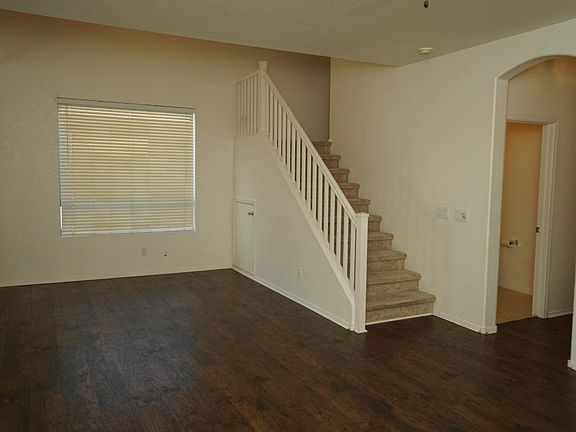 5th image of 873 E Pollino St