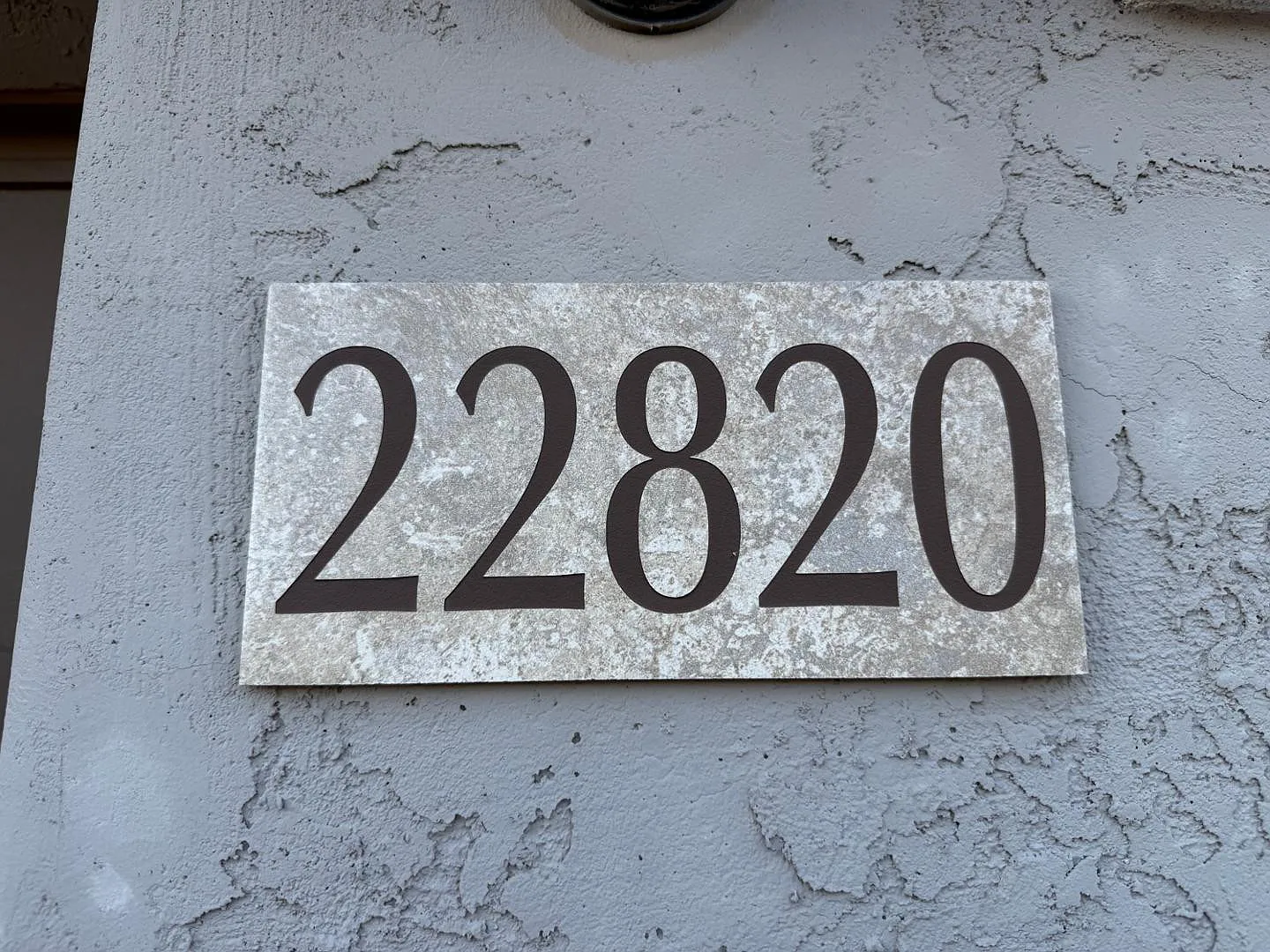 3 bed, 2.0 bath, 2132 sqft, $2,395 — Photo 2