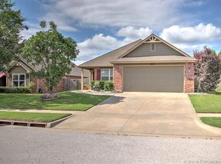 2032 E 133rd Ct S, Bixby, OK 74008