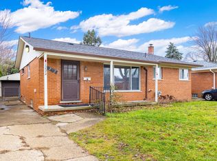 1292 Beaupre Ave, Madison Heights, MI 48071