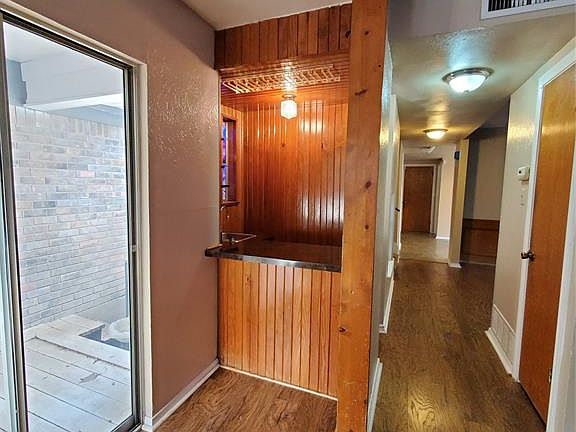 2nd image of 2226 Brigadoon Ct