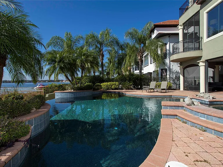 7926 Versilia Dr — Photo 46