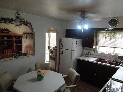 4th image of 463 Helene Ave