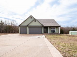 238 Autumn Ridge Dr, Cuba, MO 65453