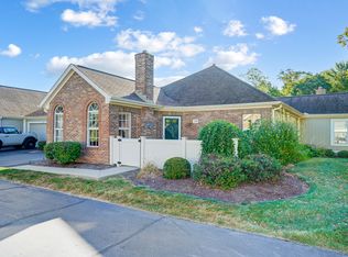 338 Bear Woods Dr, Powell, OH 43065