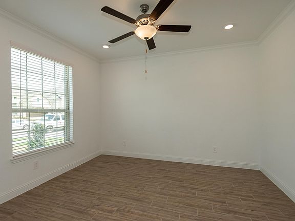 2nd image of 2210 Windmill Palm Dr