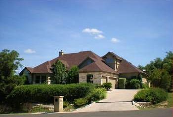 1st image of 304 Rolling Green Dr