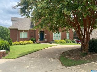 713 Lake Crest Dr, Hoover, AL 35226