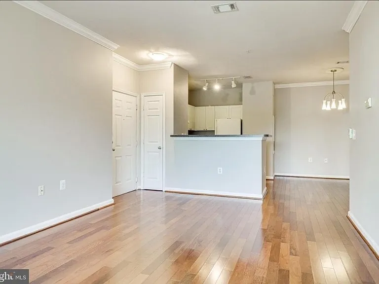 11351 Aristotle Dr #304 — Photo 2