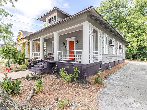 3rd image of 1475 3rd St