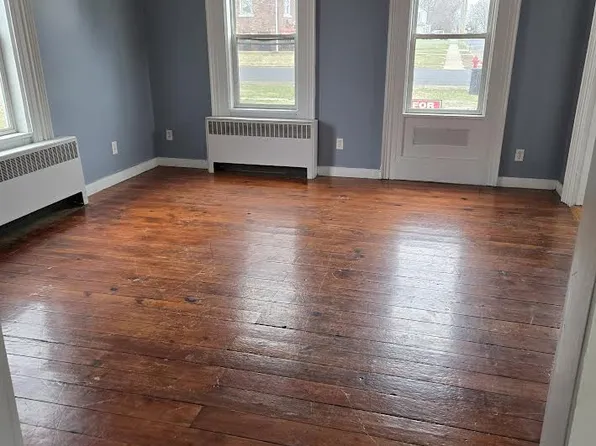 321 N Spring St #1, Franklin Grove, IL 61031