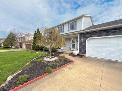 1208 Grovewood Dr, Tallmadge, OH, 44278