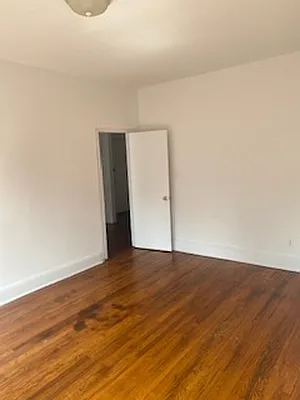 Rented by R New York | media 10