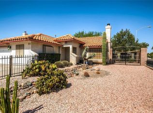 7087 Sixshooter Dr, Las Vegas, NV 89119