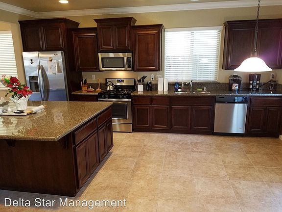 5th image of 3625 Trentino St