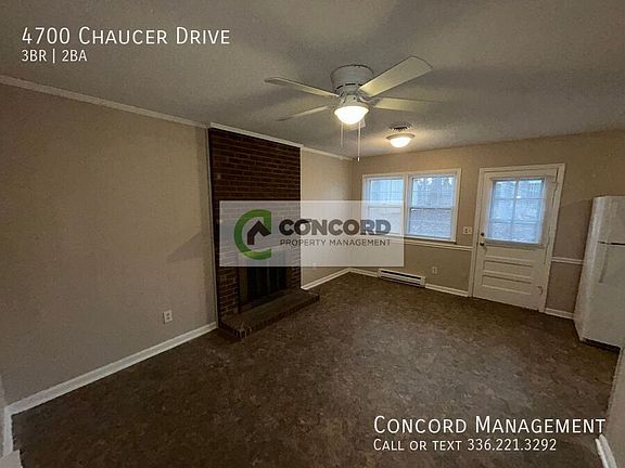 3rd image of 4700 Chaucer Dr