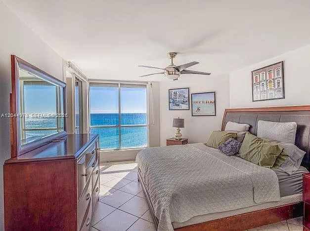 6767 Collins Ave #1608 — Photo 7