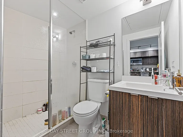 10 York St #1002 — Photo 22
